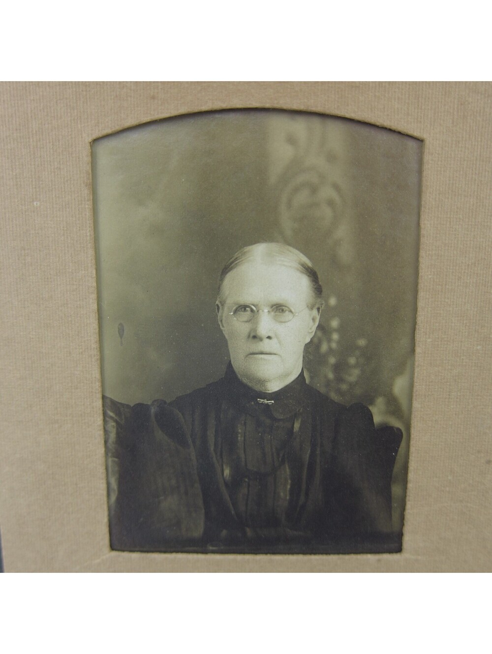 Photograph Old Woman Portrait Eye Glasses Black Dress Early 1900s Antique